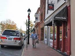 deja brew cafe in old town Warrenton, Virginia