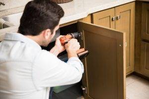 kitchen-cabinets-can-be-repaired