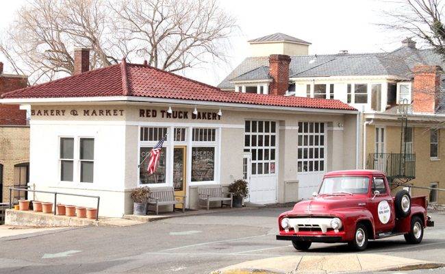 red-truck-bakery old town Warrenton Virginia bakery